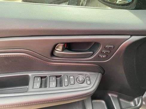 Used 2024 Honda Odyssey EX-L image 16