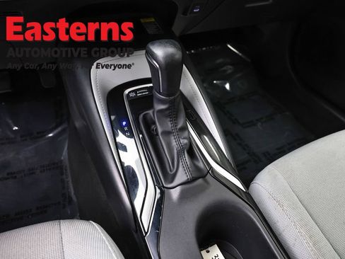 Used 2024 Toyota Corolla SE w/ SE Package FWD image 12