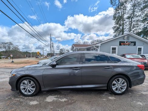 Used 2018 Honda Accord LX image 3