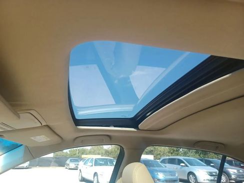 Used 2012 Honda Accord EX-L image 17