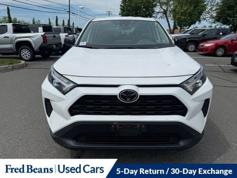Used 2023 Toyota RAV4 LE AWD/4WD image 24