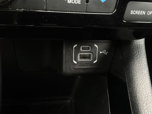 Used 2025 Jeep Compass Limited AWD/4WD image 26