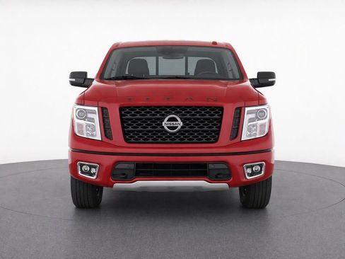 Used 2019 Nissan Titan PRO-4X AWD/4WD image 5