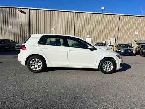 Used 2015 Volkswagen Golf S image 6