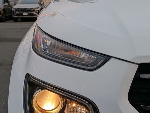 New 2026 Hyundai Venue SEL FWD image 6
