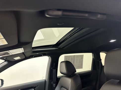 Used 2023 Honda CR-V Sport Touring image 5