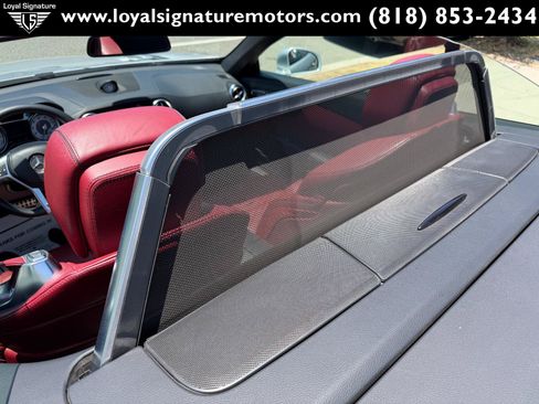 Used 2014 Mercedes-Benz SL 550 image 16