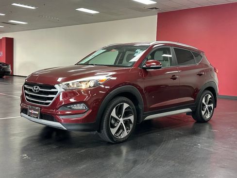 Used 2017 Hyundai Tucson Sport AWD/4WD image 3