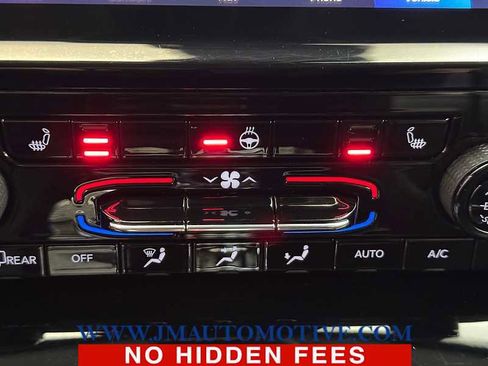 Used 2021 Jeep Grand Cherokee L Limited image 39