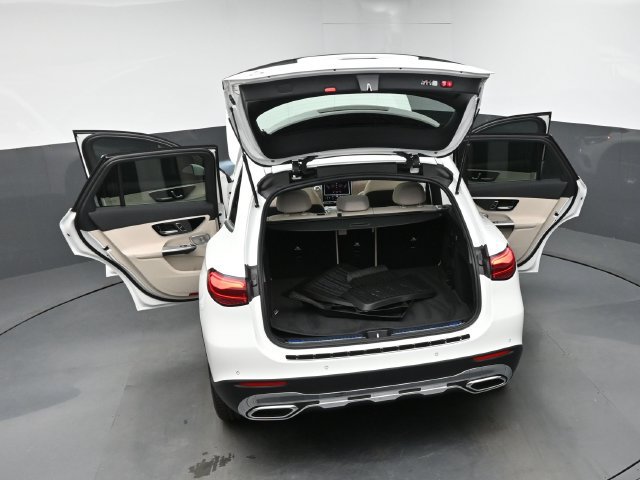 Used 2027 Mercedes-Benz GLC 300 image 48
