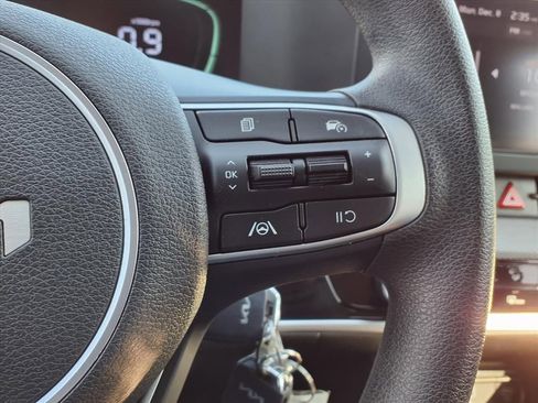 Used 2023 Kia Sportage LX image 21