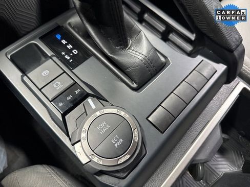 Used 2025 Toyota Tacoma SR5 image 18