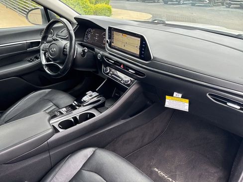 Used 2021 Hyundai Sonata Limited FWD image 13
