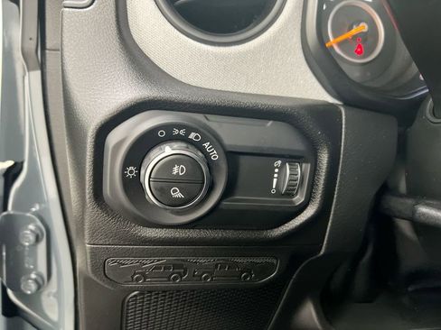 New 2026 Jeep Gladiator Sport AWD/4WD image 17