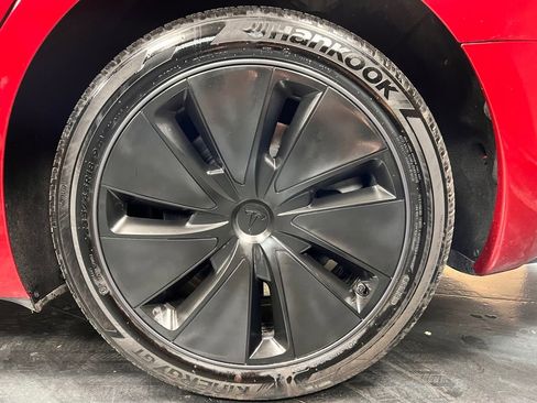 Used 2024 Tesla Model 3 Standard Range RWD image 22