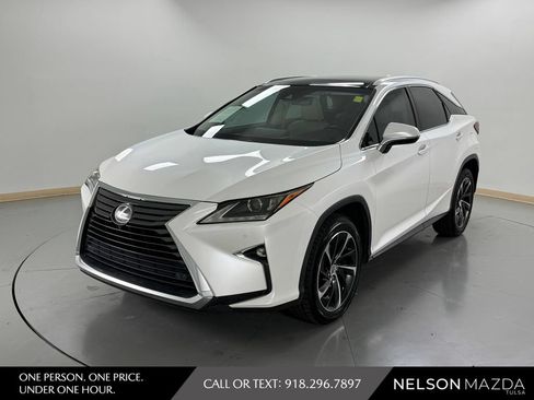 Used 2016 Lexus RX 350 FWD w/ Luxury Package image 1