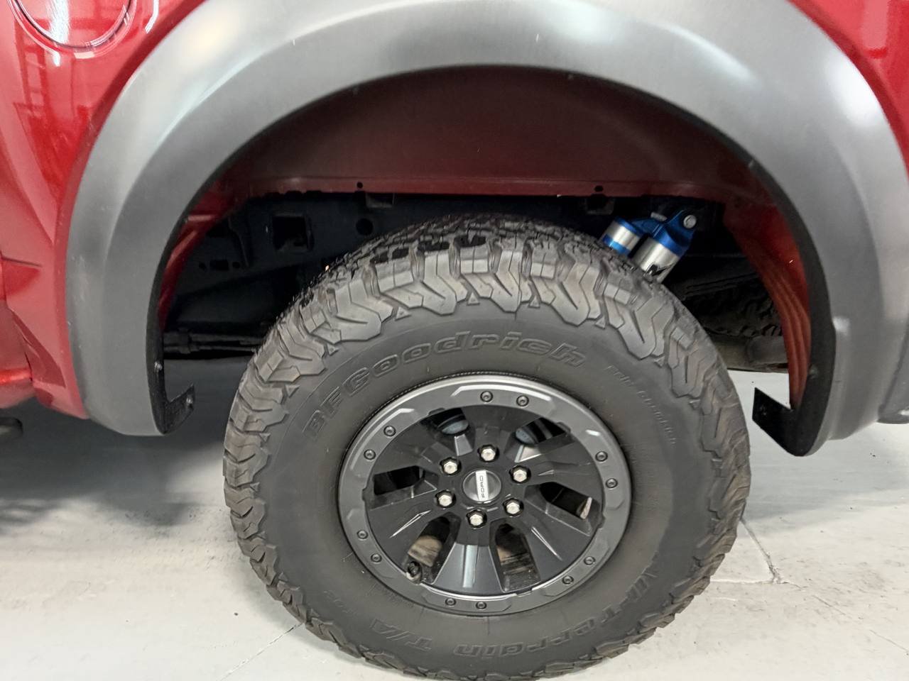 Used 2017 Ford F150 Raptor w/ Equipment Group 802A Luxury AWD/4WD image 8