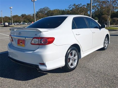 Used 2011 Toyota Corolla S image 4