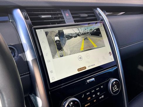 Used 2023 Land Rover Discovery S R-Dynamic AWD/4WD image 20