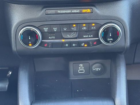 New 2026 Ford Escape ST-Line w/ Cold Weather Package image 9