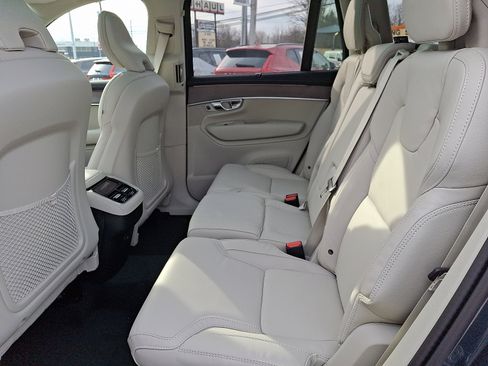 New 2026 Volvo XC90 B6 Ultra w/ Protection Package image 5