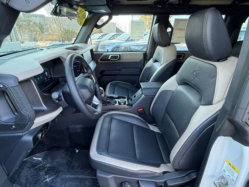 New 2026 Ford Bronco Big Bend image 15