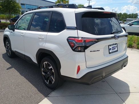New 2026 Subaru Forester Touring AWD/4WD image 7