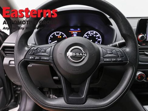 Used 2023 Nissan Altima 2.5 S FWD image 10