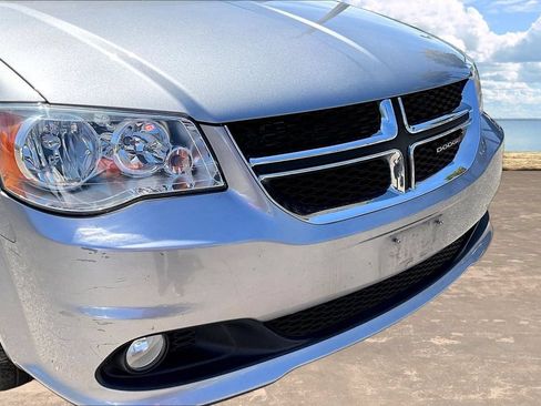 Used 2019 Dodge Grand Caravan SXT FWD image 33