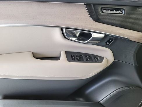 New 2026 Volvo XC90 B6 Ultra w/ Protection Package AWD/4WD image 27