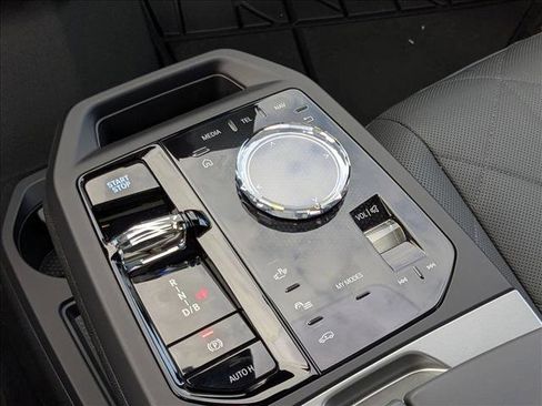 Used 2025 BMW iX M60 image 12