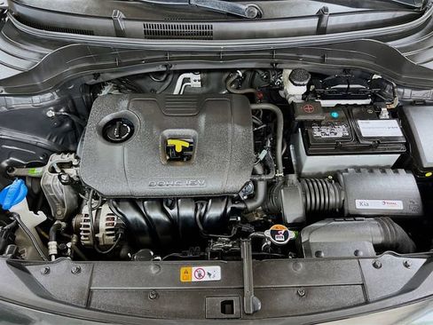 Certified 2023 Kia Soul LX w/ LX Technology Package image 27