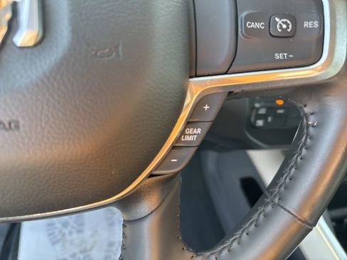 Used 2024 RAM 3500 Laramie image 31