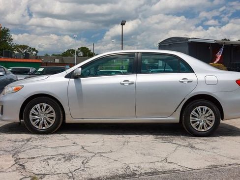 Used 2011 Toyota Corolla LE FWD image 4