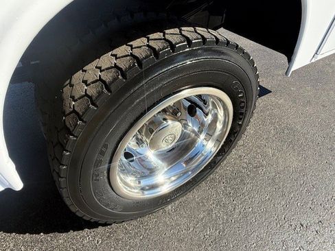 Used 2001 Ford F450 XL image 11