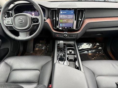 Certified 2023 Volvo XC60 B5 Plus w/ Climate Package image 12