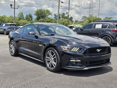 Used 2016 Ford Mustang GT Premium w/ Equipment Group 401A RWD image 6