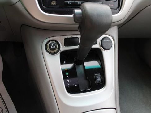 Used 2005 Toyota Highlander V6 image 14