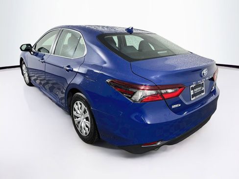 Used 2023 Toyota Camry LE FWD image 5