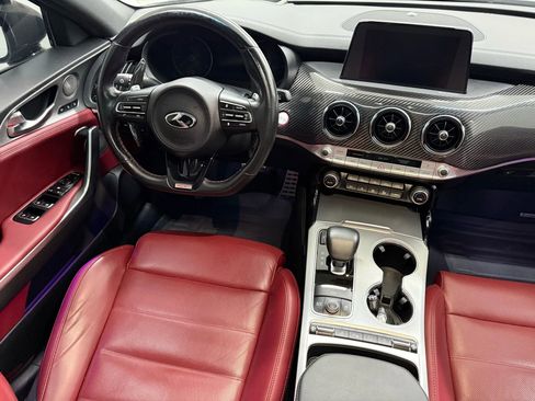 Used 2020 Kia Stinger GT2 image 35