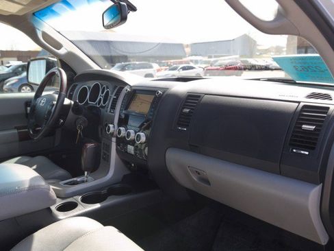 Used 2012 Toyota Sequoia Platinum AWD/4WD image 44
