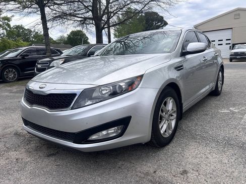 Used 2013 Kia Optima LX w/ Convenience Plus Pkg image 2