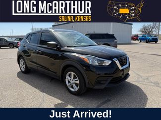 Used 2020 Nissan Kicks S video 1