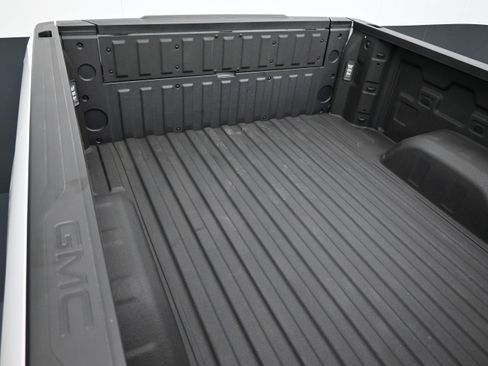 Used 2026 GMC Sierra 1500 AT4 w/ AT4 Premium Package AWD/4WD image 46