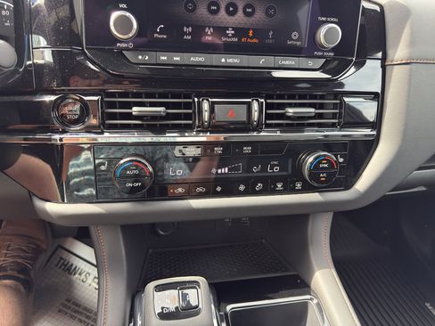 Used 2025 Nissan Pathfinder Rock Creek image 21