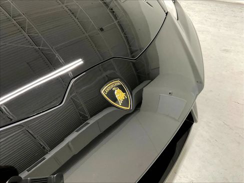 Used 2017 Lamborghini Huracan LP 580-2 RWD image 26