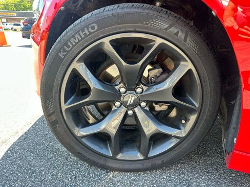 Used 2020 Dodge Charger SXT w/ Blacktop Package image 32