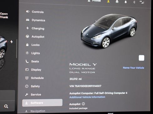 Used 2024 Tesla Model Y Long Range image 19