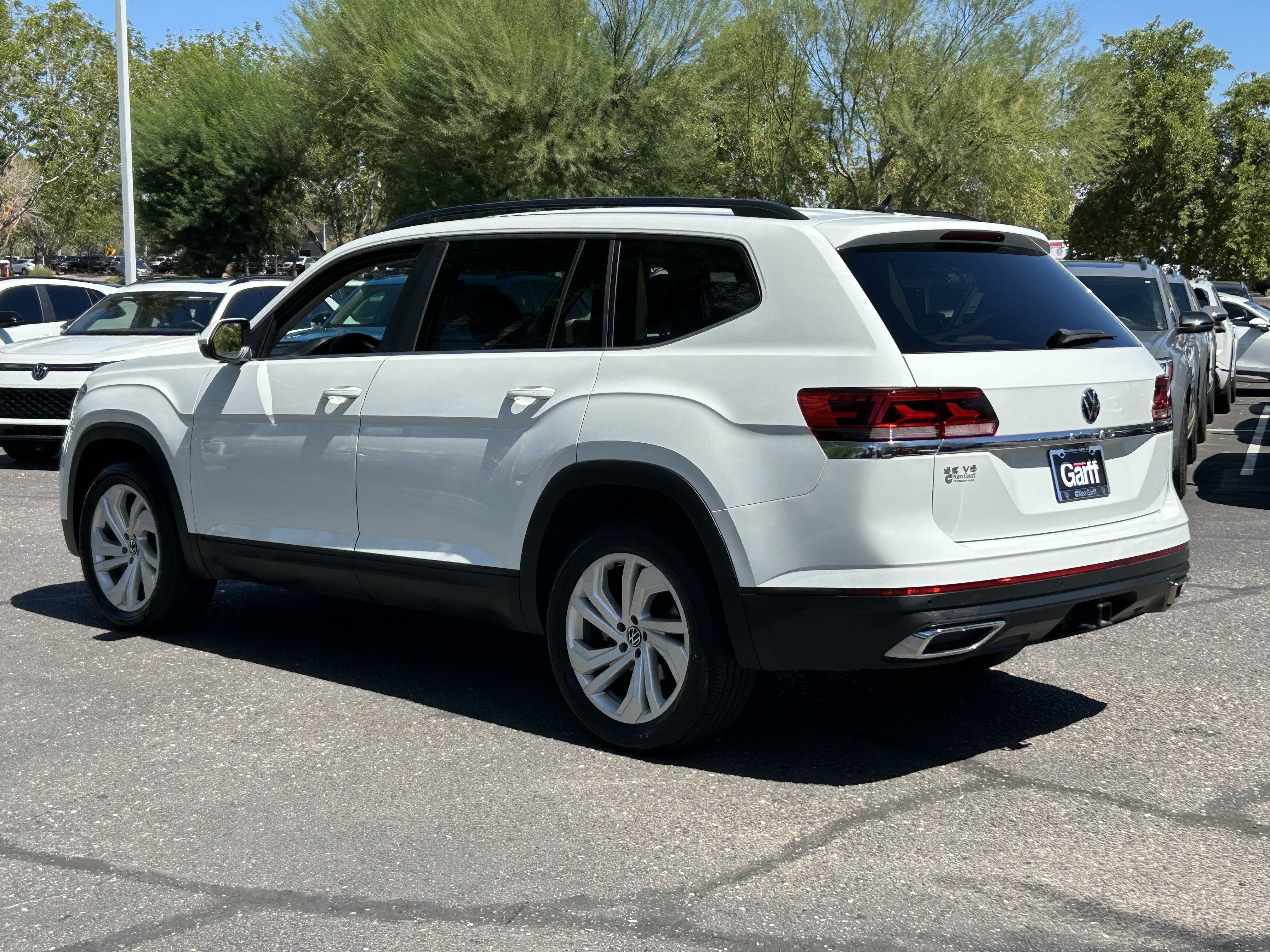 Used 2023 Volkswagen Atlas SE FWD image 3