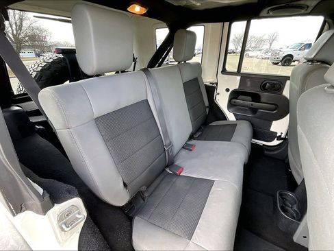 Used 2008 Jeep Wrangler X image 23
